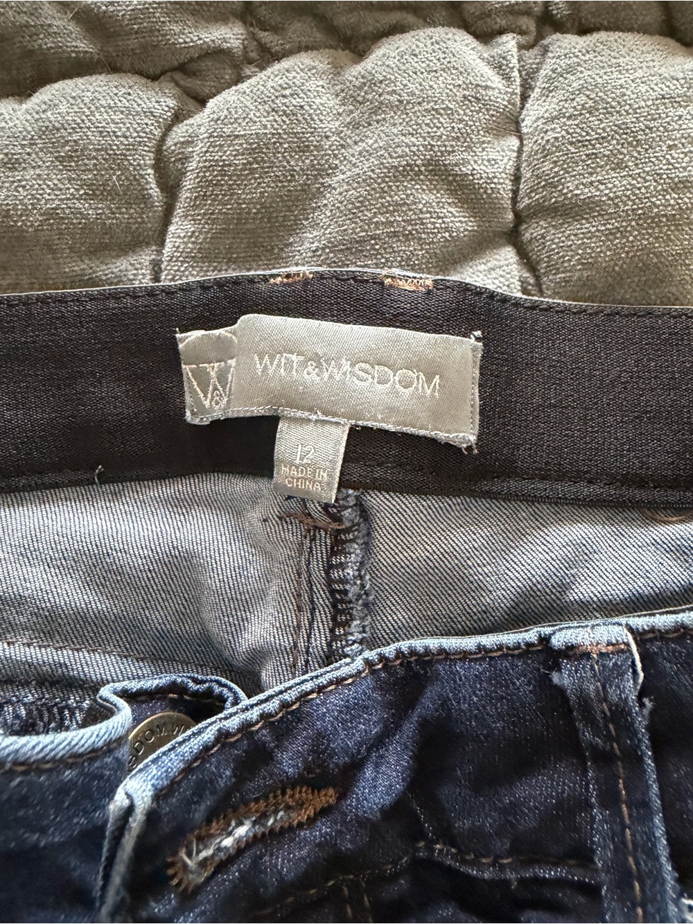 Wit and Wisdom jeans straight leg